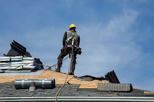 Professional Roofing technician working in Clintonville, WI